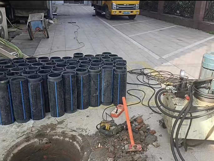 南岸PE置换管厂家 DN315置换管 非开挖管短管置换